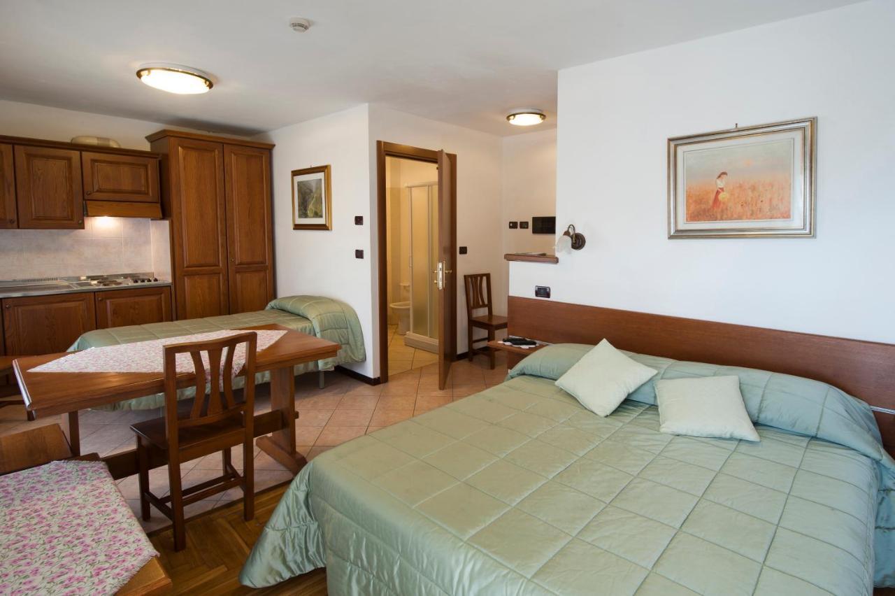 Albergo Castello Da Bonino Champorcher Exteriör bild