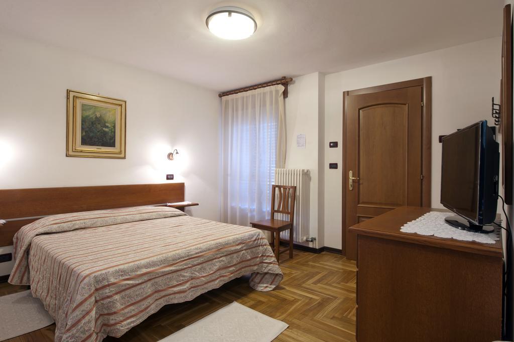 Albergo Castello Da Bonino Champorcher Exteriör bild