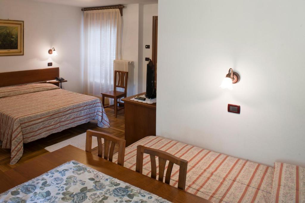 Albergo Castello Da Bonino Champorcher Exteriör bild